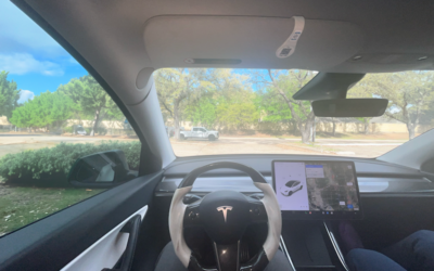 NFC Clip Digitizes a Vehicle’s Glove Box